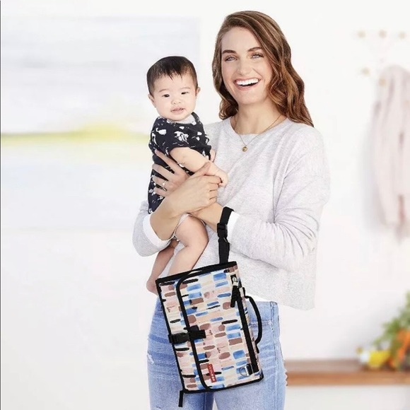 Skip hop changing pad - brush stroke - Picture 4 of 5